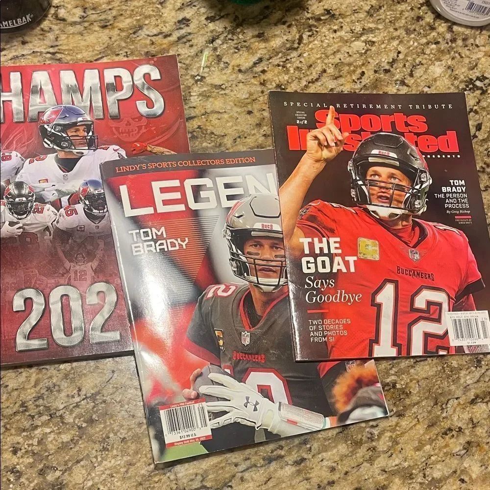 Tampa Bay Buccaneers Magazine Set